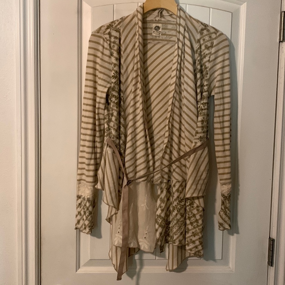 Tiny by Anthropology w/stipe, floral and eyelet details - size M